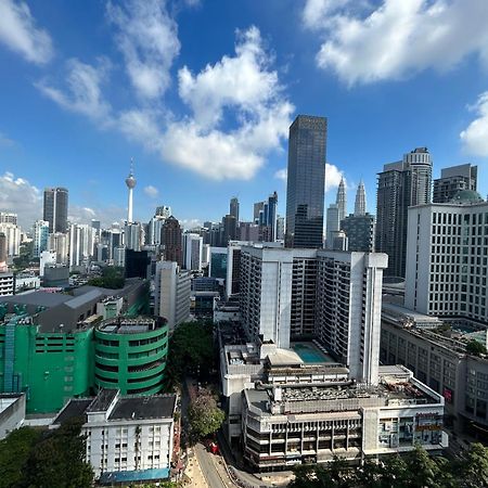 Axon Residence At Pavilion Klcc Kl Tower View By Kimiro Kuala Lumpur Exterior photo